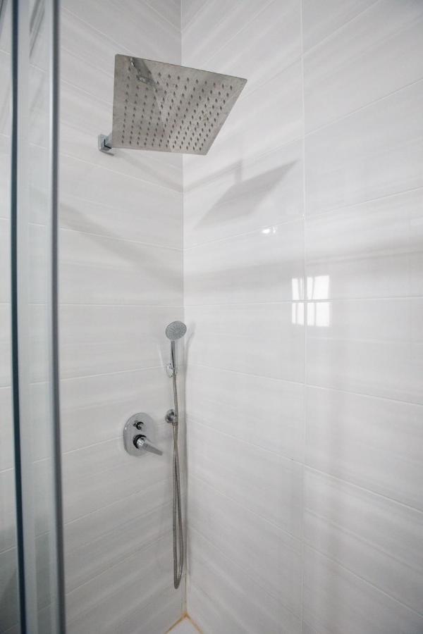 Mg House_2 Apartment Napoli Bagian luar foto